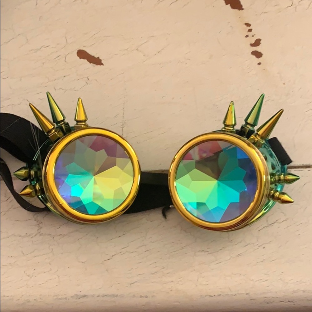 Costume glasses